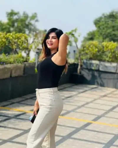 Call Girls Fatehgarh Cash On Delivery